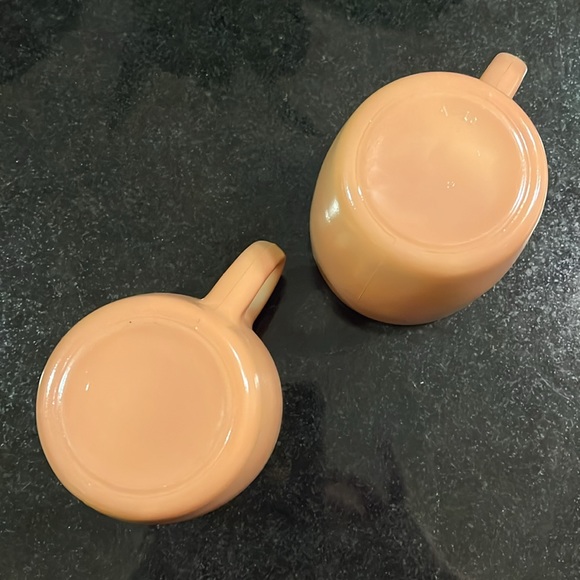 Vintage Hazel Atlas Beige / Brown Milk Glass Coffee Mug - Set of 2 - Picture 3 of 6